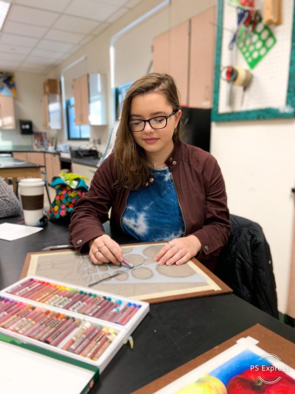 Young artist wins grant Dartmouth